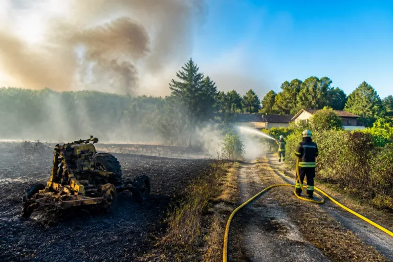 Canicule : quatre incendies en moins de deux heures mobilisent les pompiers en Haute‑Vienne