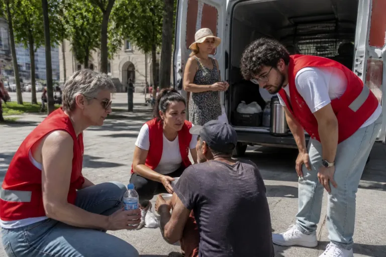 Canicule rouge dans la Marne : la Croix-Rouge renforce accueil et maraudes