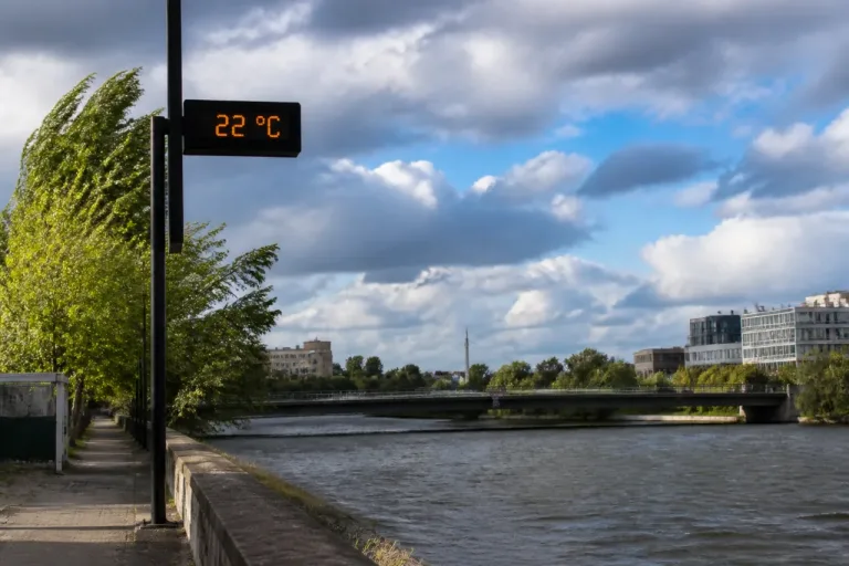 Cergy: éclaircies, nuages et vent modéré ce jeudi, entre 16 et 23 °C