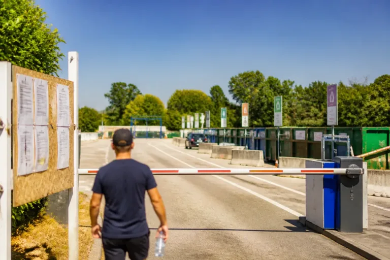 Chaleur : les déchèteries du Pays de Château-Gontier adaptent temporairement leurs horaires