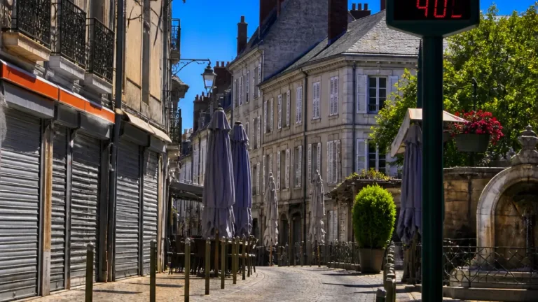Châteauroux : une vague de chaleur attendue avec des pointes à 39-40 °C