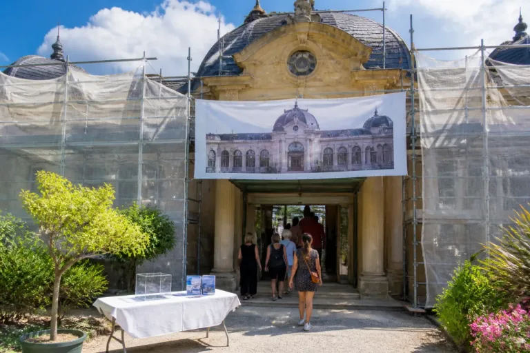 Châtel-Guyon lance une collecte nationale pour sauver ses Grands thermes