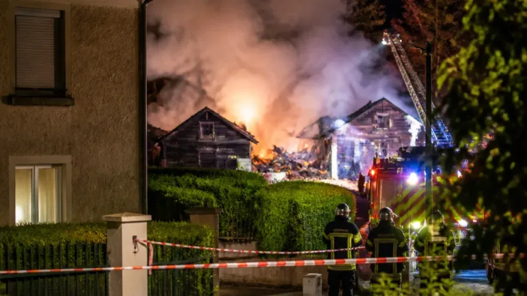 Deux chalets partis en fumée entre Malemort et Brive, fortes odeurs et fumées dans le secteur