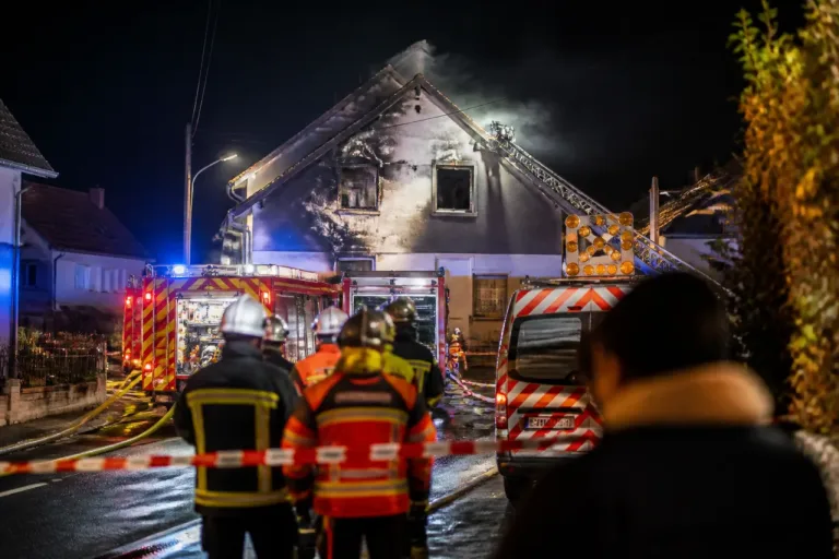 Épinal : une femme d'environ 40 ans meurt dans l'incendie de son pavillon