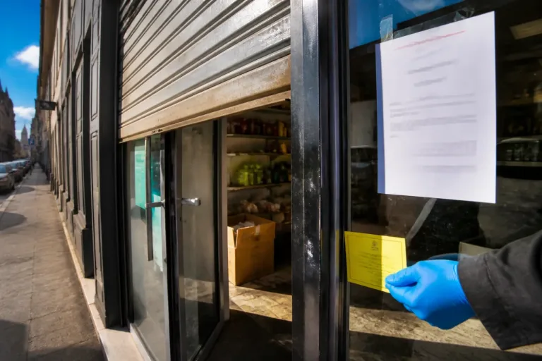 Fermeture d’un snack à Reims après un contrôle révélant une infestation et des manquements graves