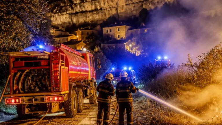 Feux dans le Lot : des pompiers tarn-et-garonnais racontent un terrain à haut risque