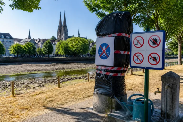 Finistère placé en alerte sécheresse: restrictions d’eau élargies tout l’été