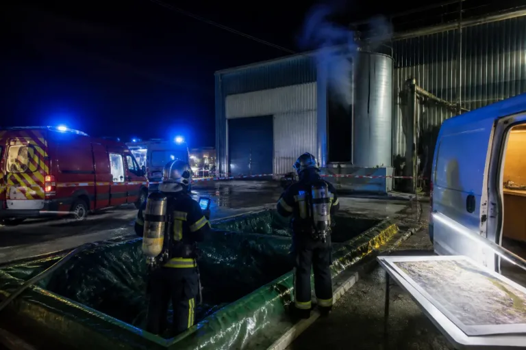 Fuite de monoxyde sur un site Seveso à Vaivre‑et‑Montoille : évacuation et long chantier de sécurisation
