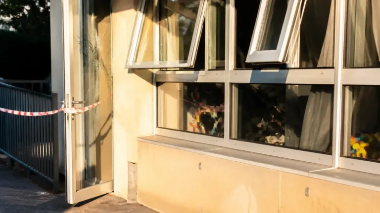 Grenoble : des climatiseurs volés dans une crèche municipale en pleine canicule