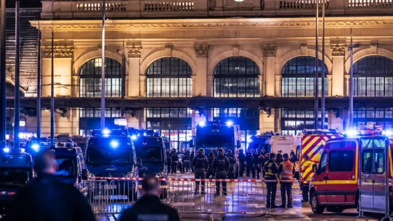 Grenoble : quartier de la gare bouclé après des coups de feu, le RAID déployé