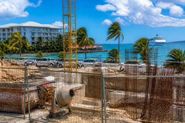 Guadeloupe: BTP en berne, le tourisme résiste selon l’INSEE au 1er trimestre 2026