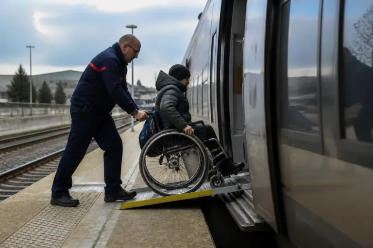 Handicap et train en Sud-Gironde : un aller-retour qui met à nu des retards criants