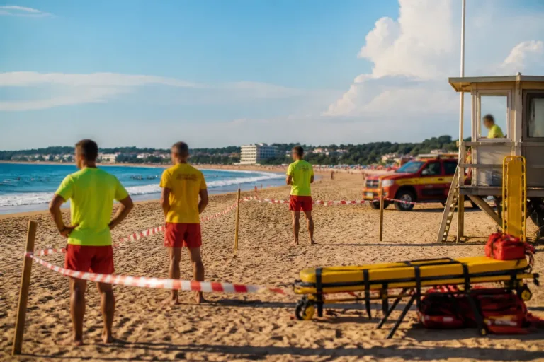 Hendaye : une femme de 86 ans décède noyée sur la Grande plage