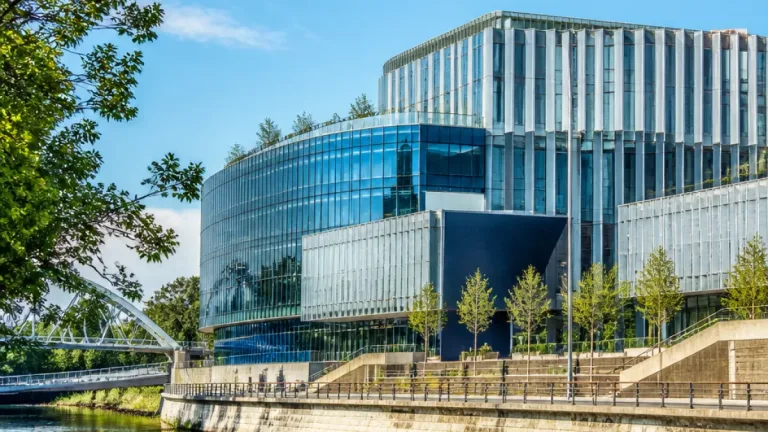 Île Seguin : ouverture du nouveau Pathé avec une salle Imax de 262 fauteuils