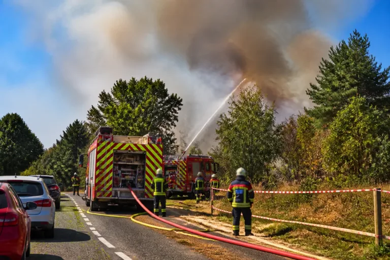 Incendie en cours à Le Controis-en-Sologne : intervention des pompiers en cours