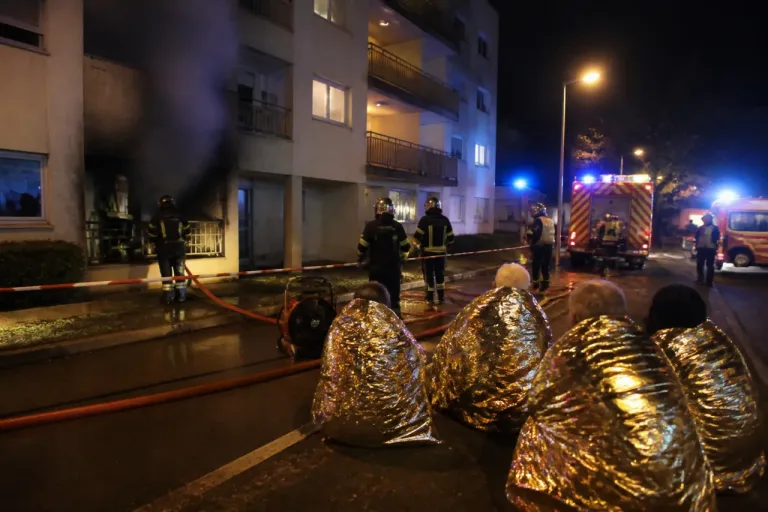 Incendie mortel à Coulounieix-Chamiers : voisins héroïques et 29 pompiers mobilisés