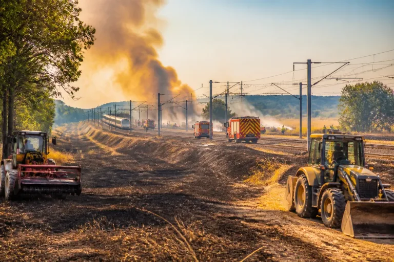 Incendie près de Janvry après un débroussaillage : la SNCF pointée du doigt