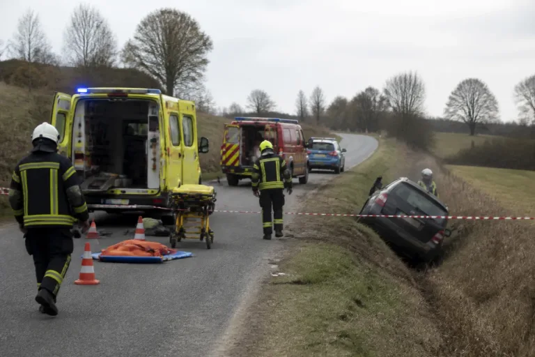 Juxue: deux octogénaires en urgence absolue après une sortie de route sur la D933A