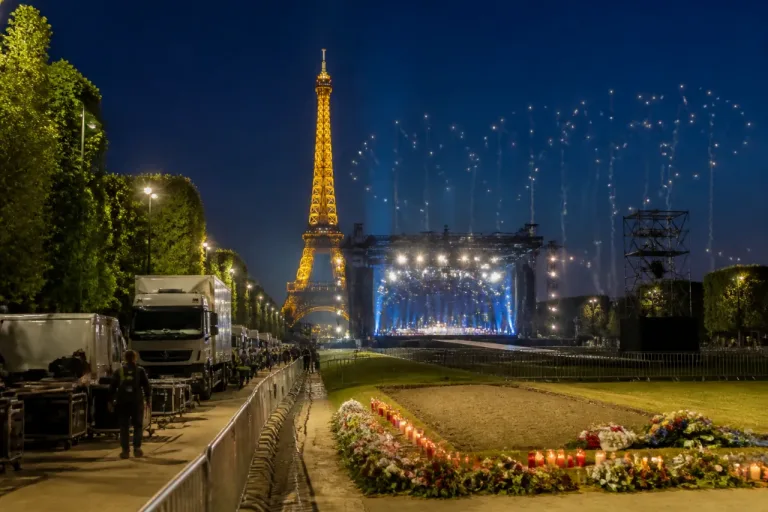 Le feu d’artifice de Paris avancé au 13 juillet 2026 en hommage aux victimes de Nice