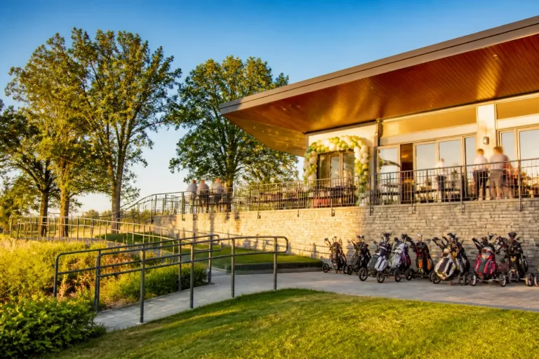 Le Golf Club du Val de Cher souffle ses 50 ans et inaugure son nouveau club-house