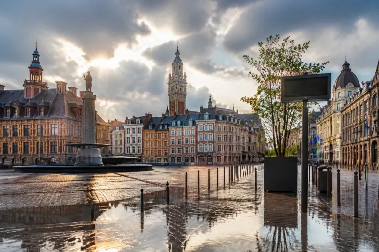 Lille: éclaircies, averses éparses et douceur, cap sur un jeudi contrasté
