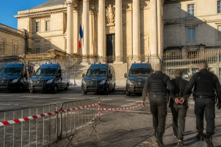 Marseille : quatre nouveaux mis en examen dans l'enquête sur la mort de Mehdi Kessaci