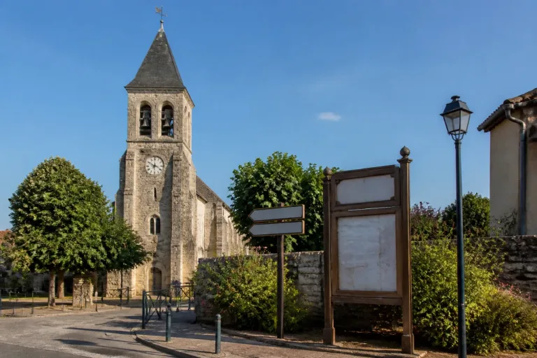 Mesnil-le-Roi : la justice valide les cloches de Saint‑Vincent au nom de l’usage local