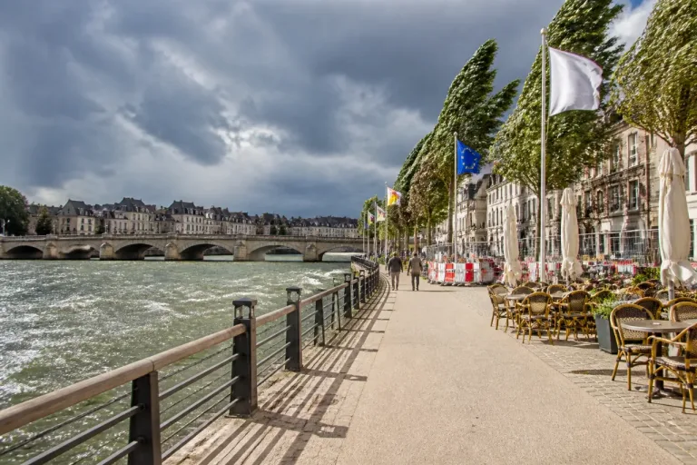 Météo à Melun ce jeudi 2 juillet : matin clair, nuages et vent en fin de journée
