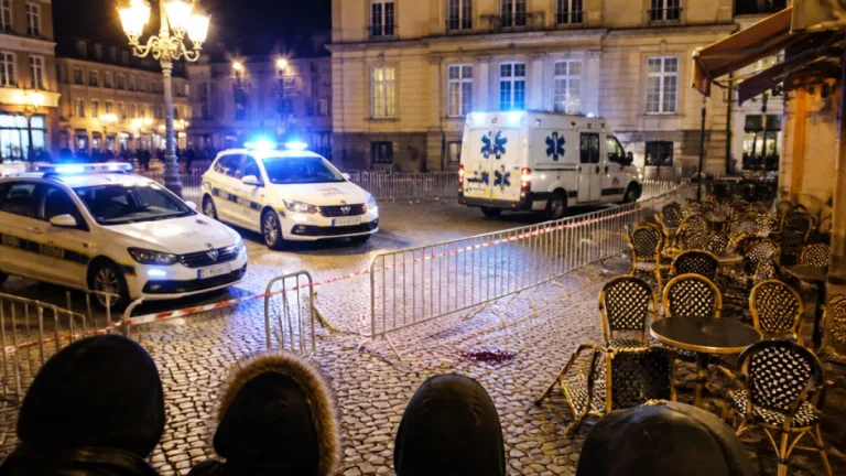 Meulan-en-Yvelines : une altercation alcoolisée dégénère en coup de couteau près de la mairie