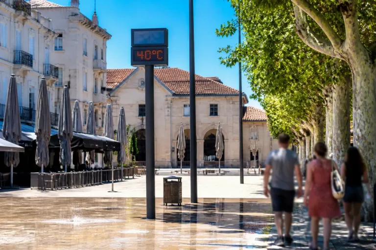 Mont-de-Marsan : une journée caniculaire annoncée avec des pointes à 40–41 °C