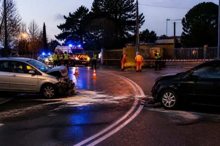 Montauban : choc frontal avenue de Nègrepelisse, circulation bloquée et un blessé
