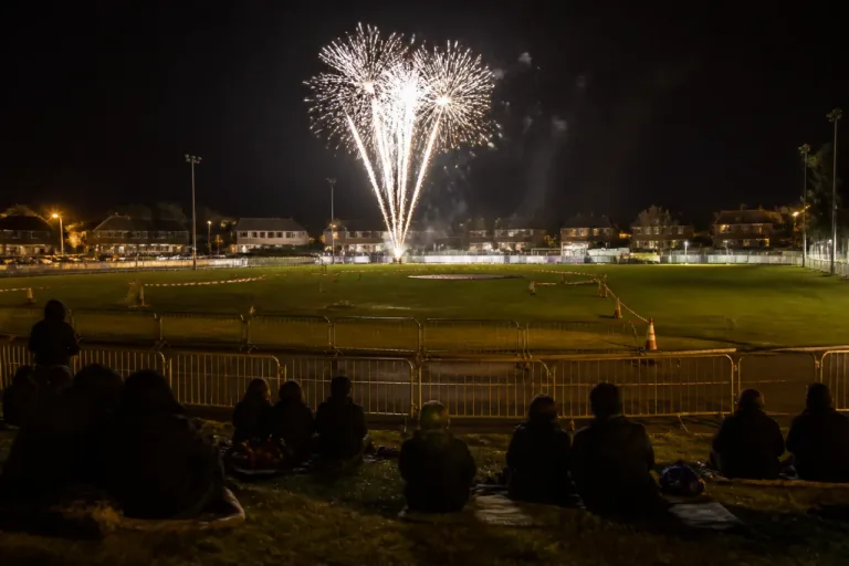Montoire-sur-le-Loir prépare un feu d’artifice au stade le 11 juillet à 23 h