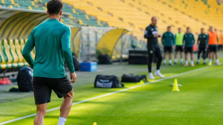 Nantes : Ali Yousuf écarté, le club accélère les départs pendant la préparation