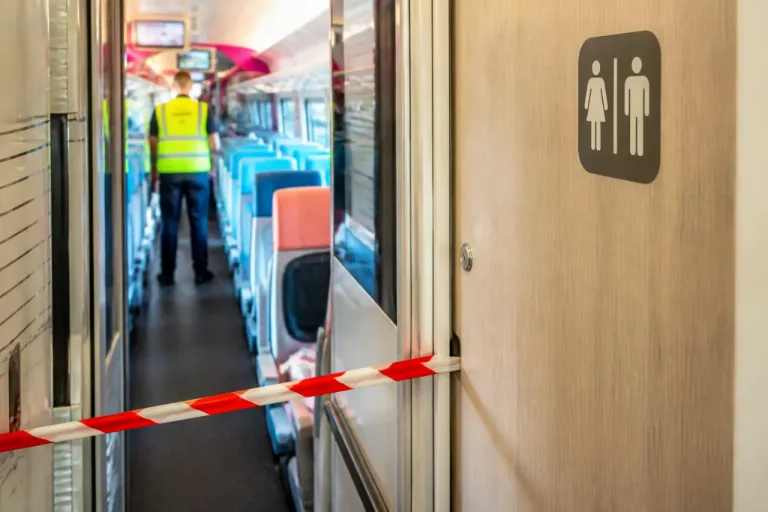 Nice-Paris: un mineur mis en examen après le viol présumé d'une adolescente dans un train