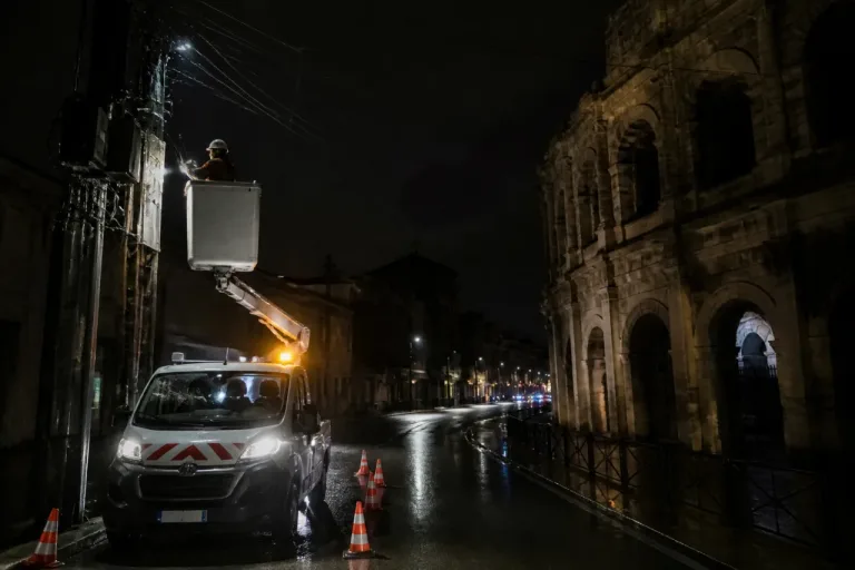 Nîmes : 3 400 foyers privés de courant dans la nuit, le réseau reste sous surveillance