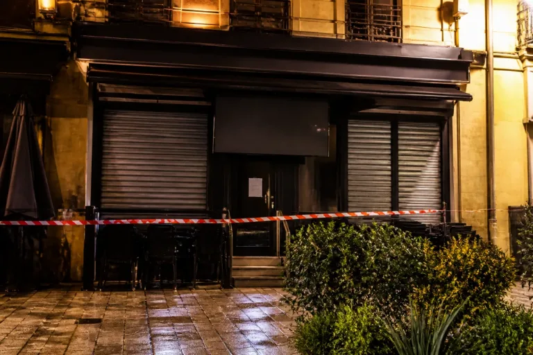 Niort : un bar de la Brèche fermé pendant le quart de finale France–Maroc