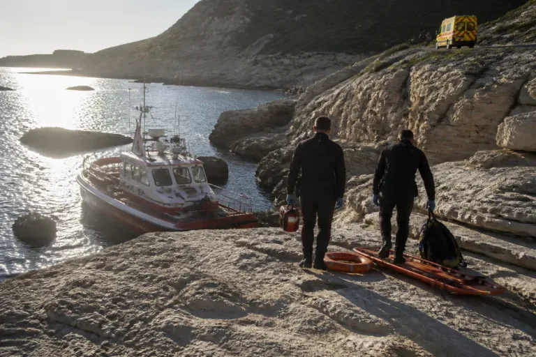 Noyade mortelle dans la calanque de Samena à Marseille, un second jeune hospitalisé