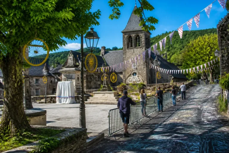 Pailherols se prépare à son premier Tour de France et inaugure une place Christian-Prudhomme