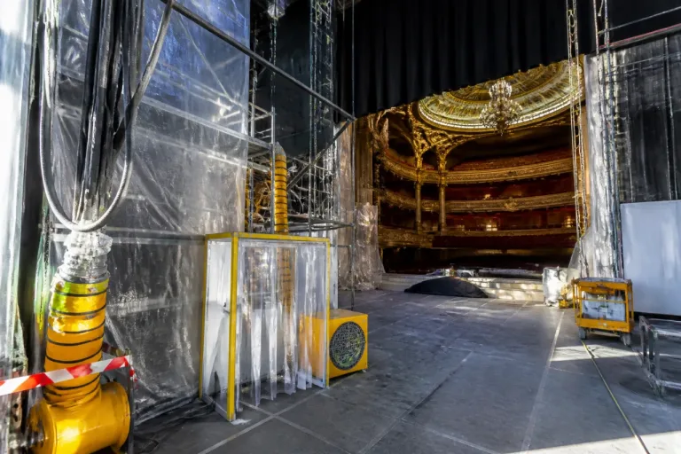 Palais Garnier: cinq ans de fermeture de scène pour désamianter… au plomb