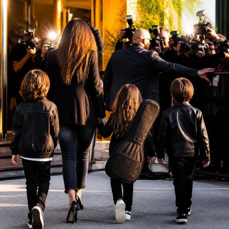 Laurence Ferrari détaille pourquoi elle a protégé ses enfants, dont sa fille Laëtitia devenue chanteuse