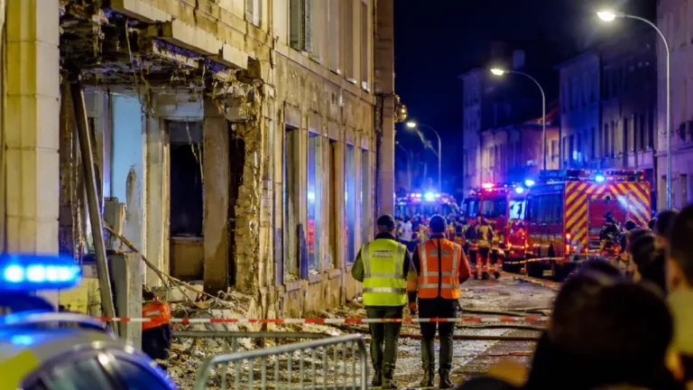Poissy : une explosion nocturne secoue le quartier Corneille, la ville sous le choc
