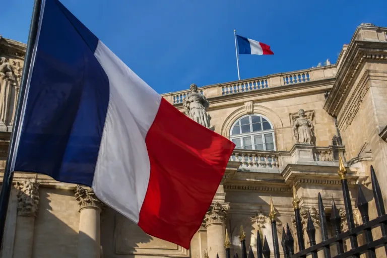 Présidentielle: Retailleau veut supprimer le droit du sol et durcir la politique migratoire