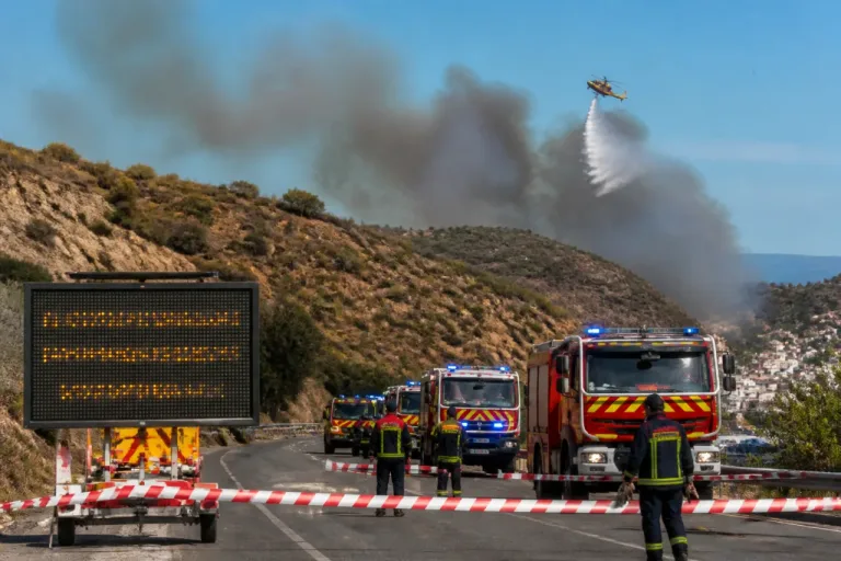 Risque incendie maximal: Estérel-Tanneron fermé, feu fixé à Saint‑Laurent‑du‑Var