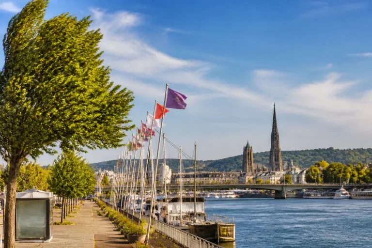 Rouen : ciel voilé puis dégagé, vent modéré et jusqu’à 26 °C ce vendredi