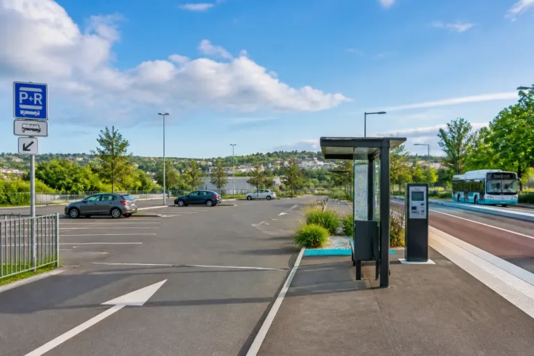 Saint-Brieuc: parkings relais en berne malgré le succès de la ligne TEO