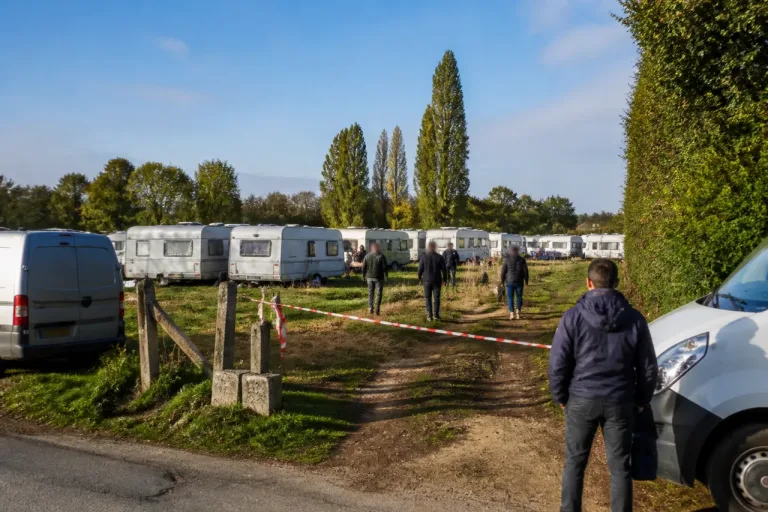 Sciez : une cinquantaine de caravanes installées illégalement, la commune exige l’expulsion