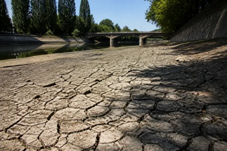 Sécheresse renforcée en Alsace : nouvelles restrictions d’eau dans six bassins versants
