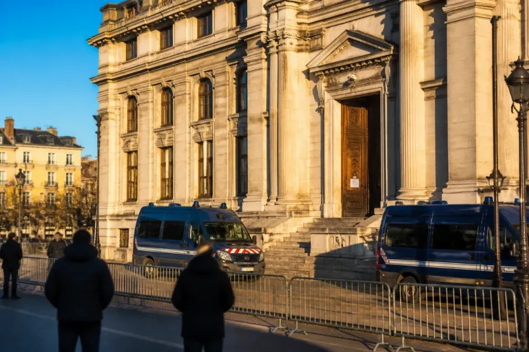 Sept condamnations après l'enlèvement et l'humiliation d'un mineur en représailles en Savoie