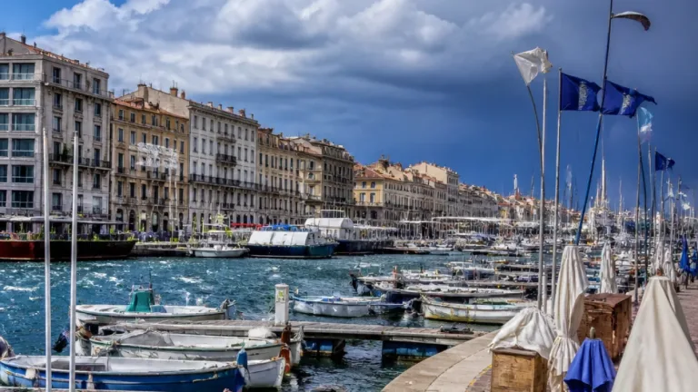 Sète : chaleur persistante et vent changeant ce lundi 10 août