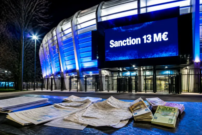 Strasbourg : le Racing sanctionné par l'UEFA, une amende de 13 millions et des questions pour l'avenir
